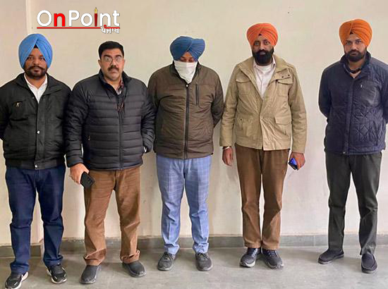 20,000 ਰੁਪਏ ਰਿਸ਼ਵਤ ਲੈਂਦਾ ਮਾਲ ਪਟਵਾਰੀ ਵਿਜੀਲੈਂਸ ਵੱਲੋਂ ਰੰਗੇ ਹੱਥੀਂ ਕਾਬੂ