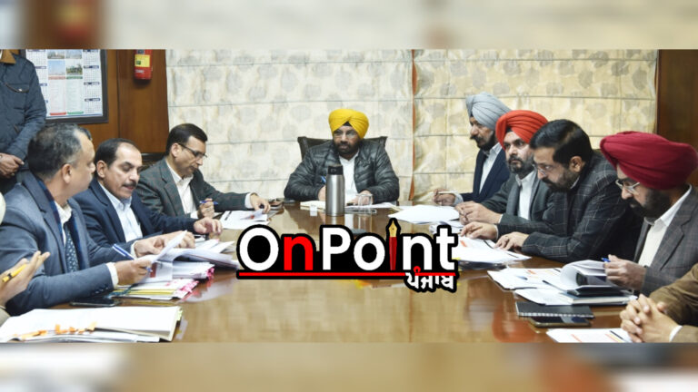 ਪੀ.ਡਬਲਯੂ.ਡੀ. ਵੱਲੋਂ 745 ਕਿਲੋਮੀਟਰ ਲੰਬੀਆਂ 22 ਰਾਜ ਸੜਕਾਂ ਨੂੰ ਲੰਬੇ ਸਮੇਂ ਦੇ ਰੱਖ-ਰਖਾਅ ਦੇ ਇਕਰਾਰਨਾਮੇ ਤਹਿਤ ਕੀਤਾ ਜਾ ਰਿਹਾ ਅਪਗ੍ਰੇਡ