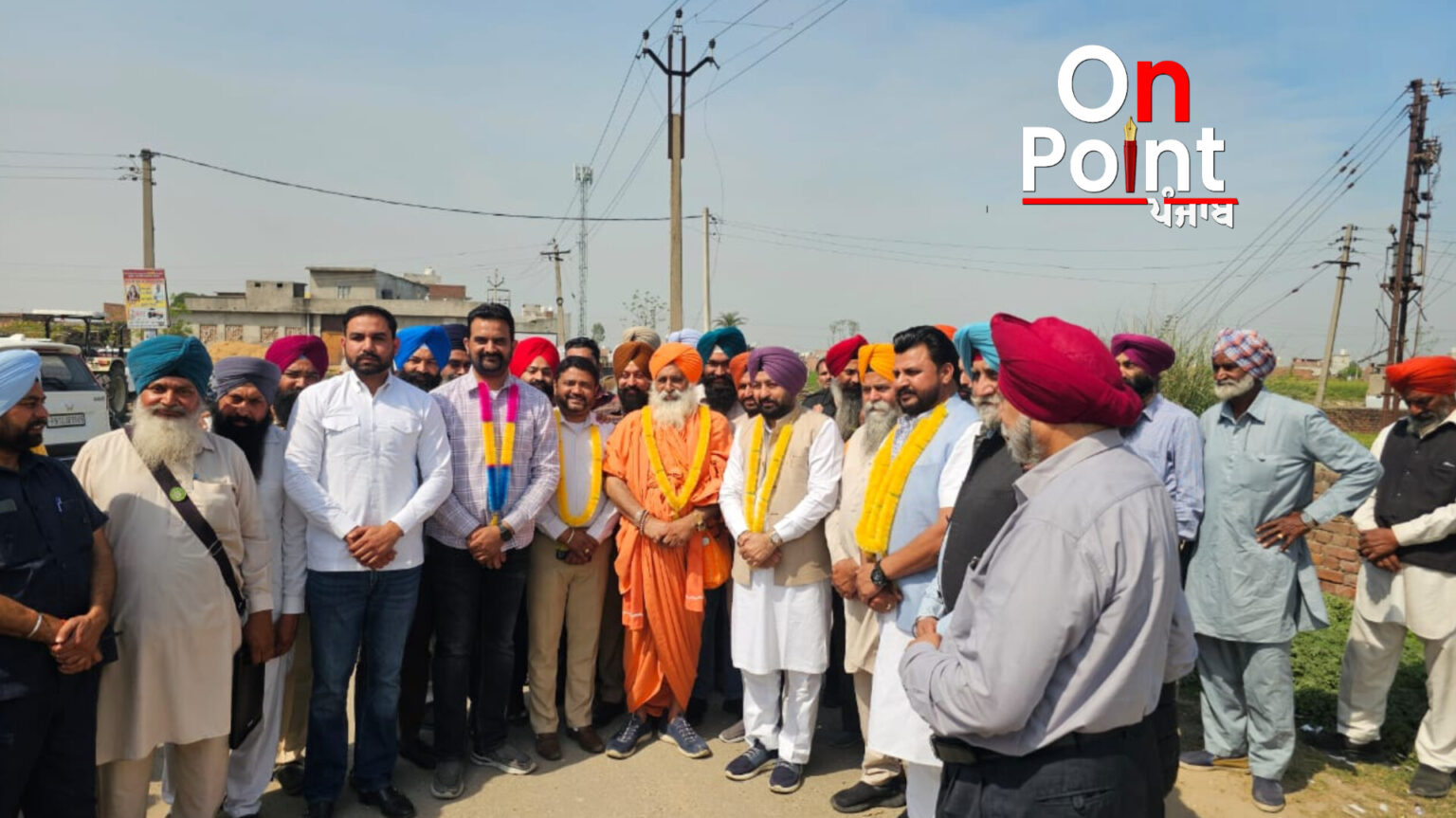 ਕੈਬਨਿਟ ਮੰਤਰੀ ਹਰਦੀਪ ਸਿੰਘ ਮੁੰਡੀਆ ਤੇ ਰਾਜ ਸਭਾ ਮੈਂਬਰ ਸੰਤ ਸੀਚੇਵਾਲ ਨੇ ਕੀਤੀ ਸ਼ੁਰੂਆਤਸੰਤ ਸੀਚੇਵਾਲ ਨੇ ਅਖਤਿਆਰੀ ਫੰਡ ਵਿੱਚੋਂ 19 ਲੱਖ ਦੀ ਗਰਾਂਟ ਦੇਣ ਦਾ ਕੀਤਾ ਐਲਾਨ