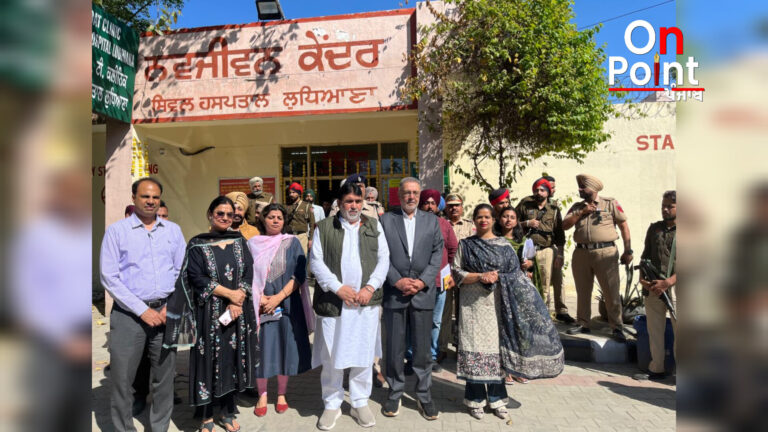 ਸਿਹਤ ਮੰਤਰੀ ਵੱਲੋਂ ਨਸ਼ਾ ਛੁਡਾਊ ਕੇਂਦਰ ਦਾ ਦੌਰਾ, ਯੁੱਧ ਨਸ਼ਿਆ ਵਿਰੁਧ ਪ੍ਰੋਗਰਾਮ ਦੀ ਕੀਤੀ ਸਮੀਖਿਆ