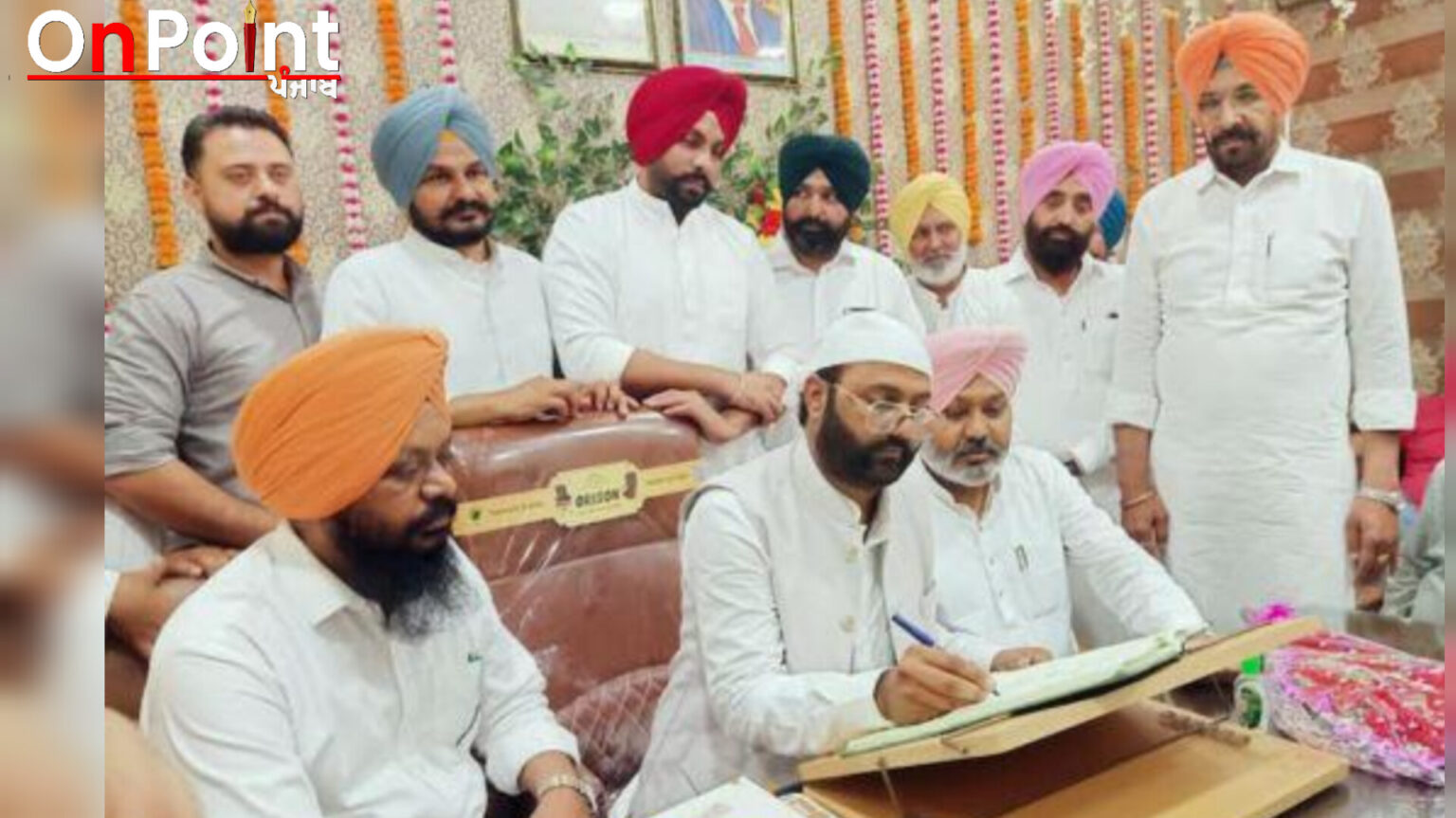 ਮਾਰਕੀਟ ਕਮੇਟੀ ਨਿਹਾਲ ਸਿੰਘ ਵਾਲਾ ਦੇ ਚੇਅਰਮੈਨ ਵੱਜੋਂ ਬਰਿੰਦਰ ਕੁਮਾਰ ਮਧੇਕੇ ਨੇ ਸੰਭਾਲਿਆ ਅਹੁੱਦਾ