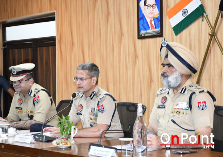 ਡੀਜੀਪੀ ਗੌਰਵ ਯਾਦਵ ਨੇ ਅੰਮ੍ਰਿਤਸਰ, ਜਲੰਧਰ ਅਤੇ ਲੁਧਿਆਣਾ ਵਿੱਚ ਕਾਨੂੰਨ-ਵਿਵਸਥਾ ਸਬੰਧੀ ਸਮੀਖਿਆ ਮੀਟਿੰਗ ਅਤੇ ਆਊਟਰੀਚ ਸੈਸ਼ਨਾਂ ਦੀ ਕੀਤੀ ਪ੍ਰਧਾਨਗੀ