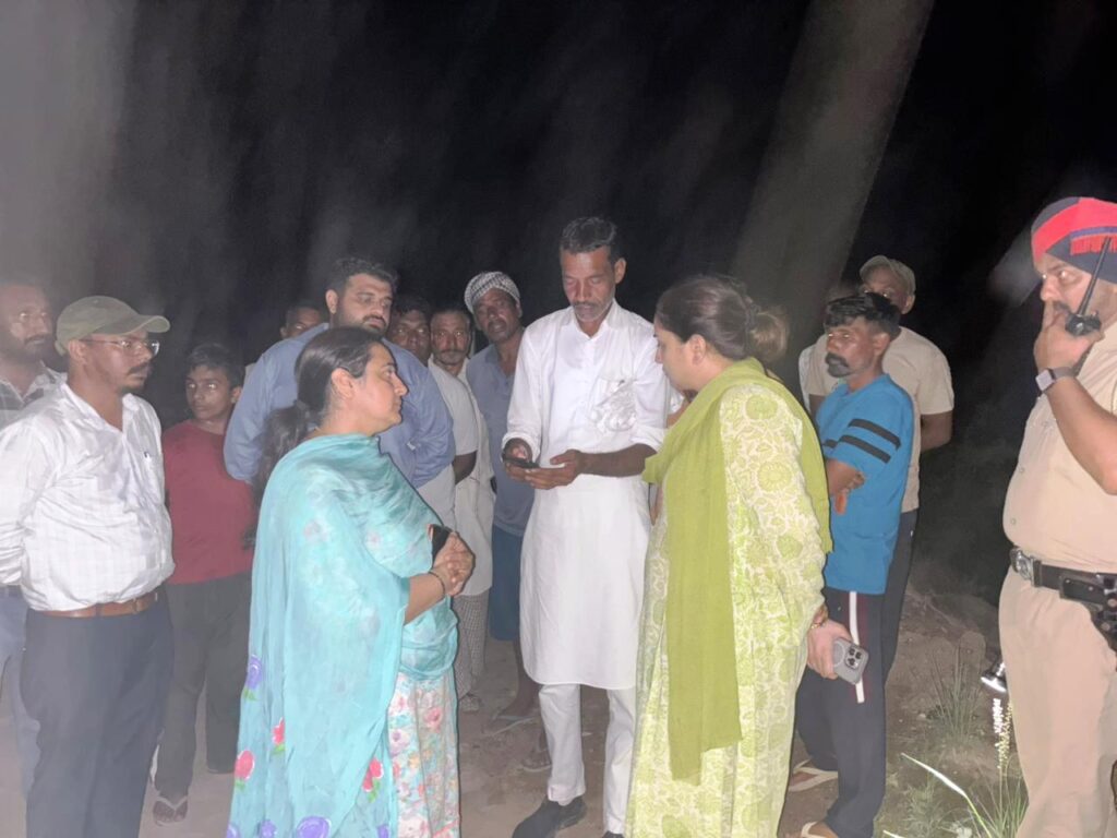 ਡਿਪਟੀ ਕਮਿਸ਼ਨਰ ਵੱਲੋਂ ਸਾਬੂਆਣਾ ਡ੍ਰੇਨ ਦਾ ਦੌਰਾ, ਵਿਭਾਗ ਨੂੰ ਜਲਦ ਪਾਣੀ ਦੀ ਨਿਕਾਸੀ ਕਰਨ ਦੇ ਹੁਕਮ