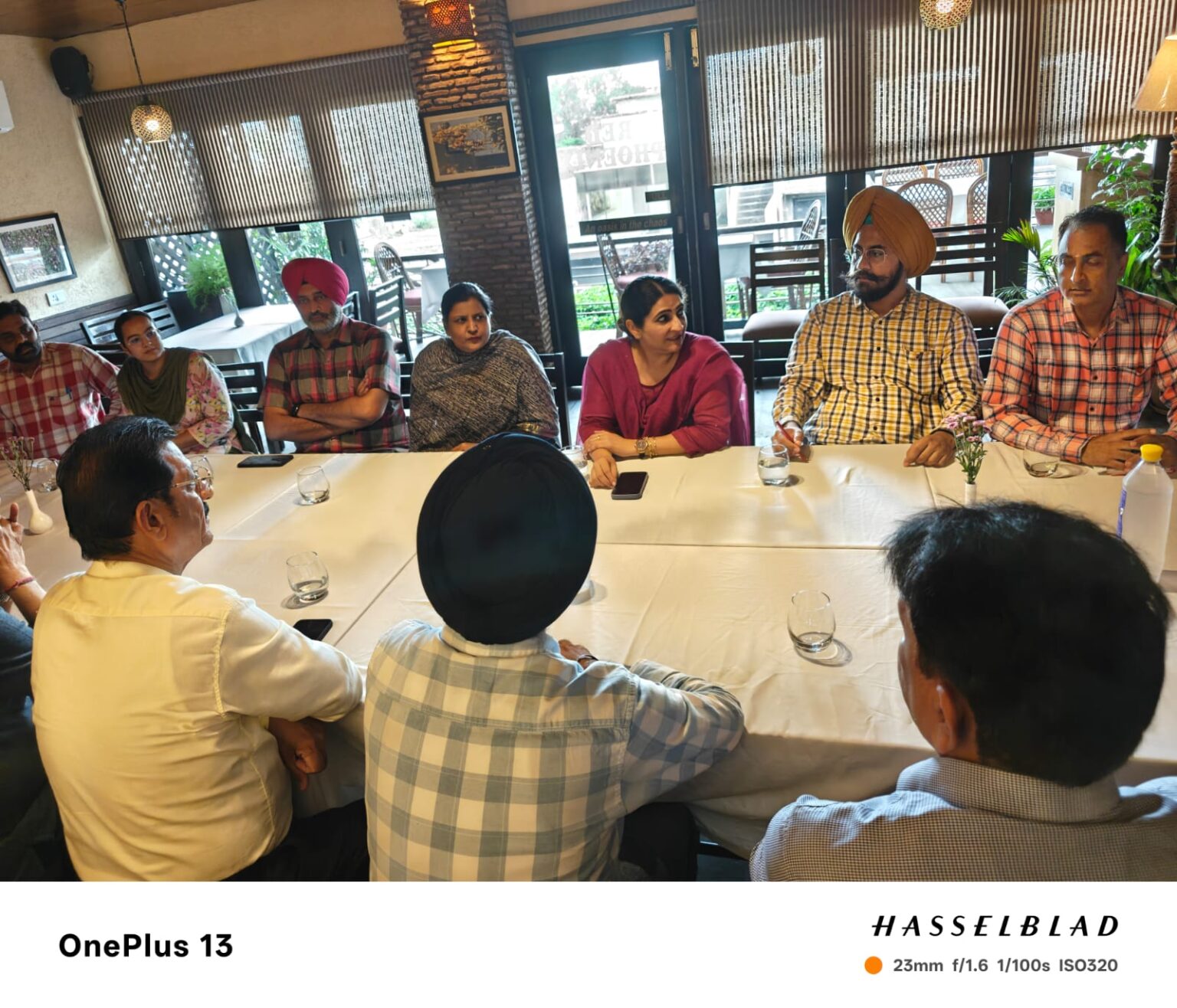 ਜੀ.ਐਸ.ਟੀ ਪਾਲਣਾ ਅਤੇ ਮਾਲੀਆ ਵਧਾਉਣ ਲਈ ਆਬਕਾਰੀ ਅਤੇ ਕਰ ਵਿਭਾਗ ਦੇ ਅਧਿਕਾਰੀਆਂ ਨੇ ਵਪਾਰੀਆਂ/ਦੁਕਾਨਦਾਰਾਂ ਦੀਆਂ ਐਸੋਸੀਏਸ਼ਨਾਂ ਨਾਲ ਕੀਤੀ ਮੀਟਿੰਗ