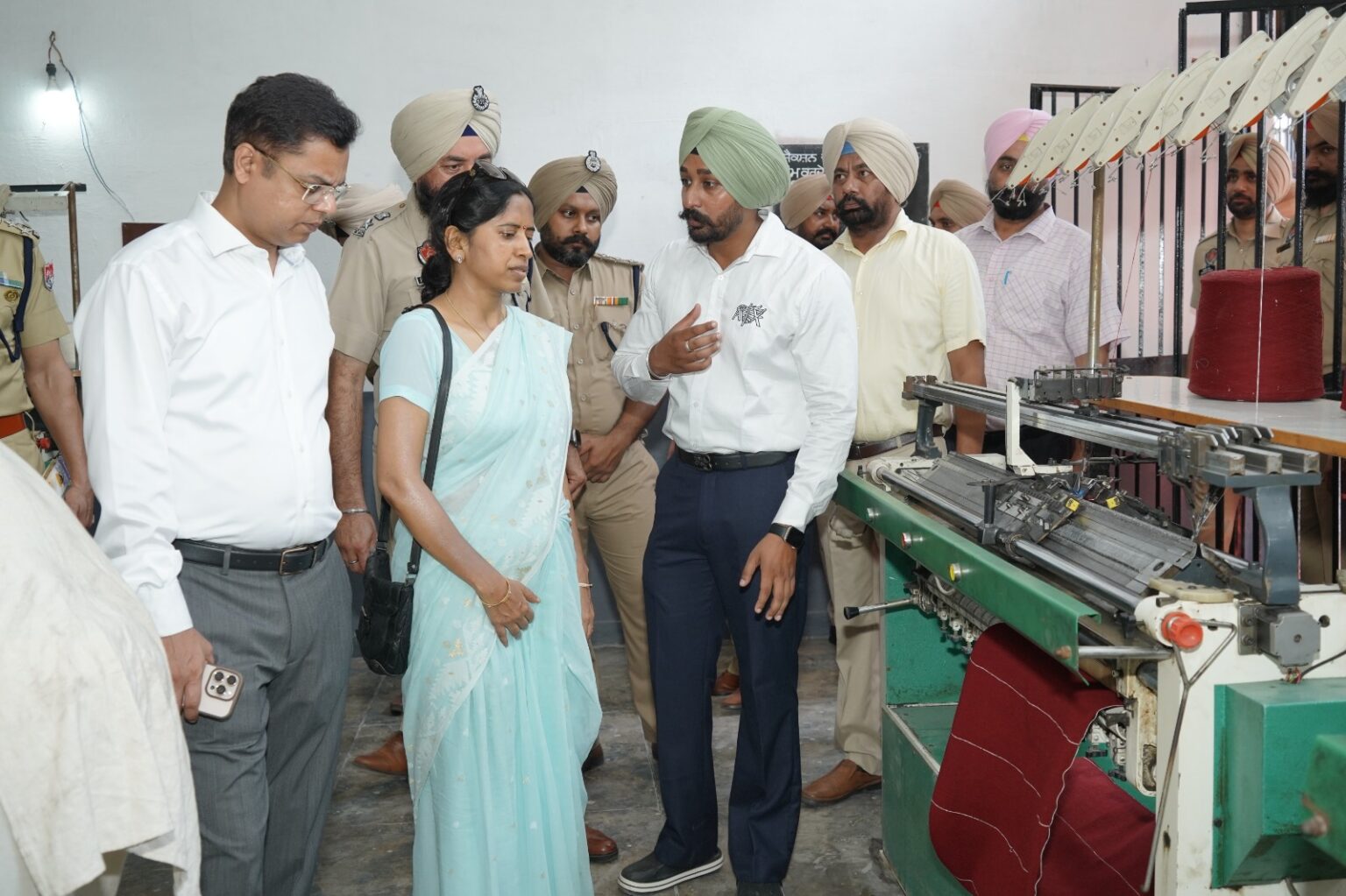 ਪ੍ਰਮੁੱਖ ਸਕੱਤਰ ਜੇਲ੍ਹਾਂ ਨੇ ਕੇਂਦਰੀ ਜੇਲ੍ਹ ਵਿੱਚ ਆਈ.ਟੀ.ਆਈ ਡਿਪਲੋਮਾ ਕੋਰਸਾਂ ਦਾ ਉਦਘਾਟਨ ਕੀਤਾ