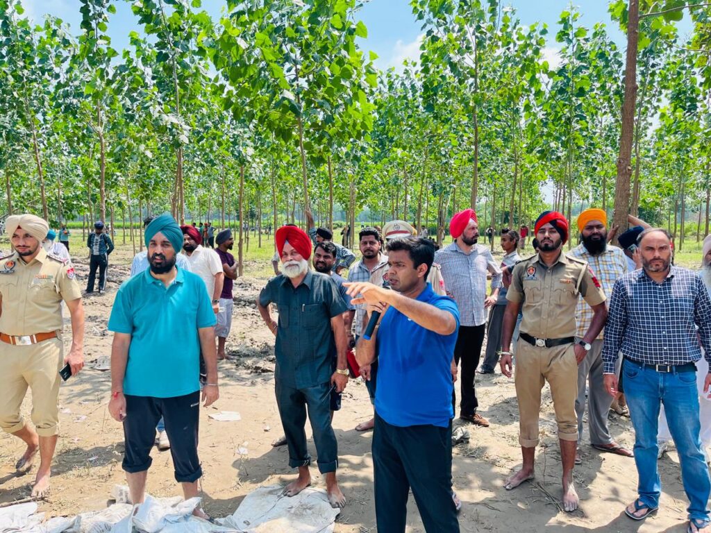ਡੀ.ਸੀ ਨੇ ਲੋਕਾਂ ਨੂੰ ਅਫਵਾਹਾਂ ਵਿੱਚ ਨਾ ਆਉਣ ਦੀ ਅਪੀਲ ਕੀਤੀ