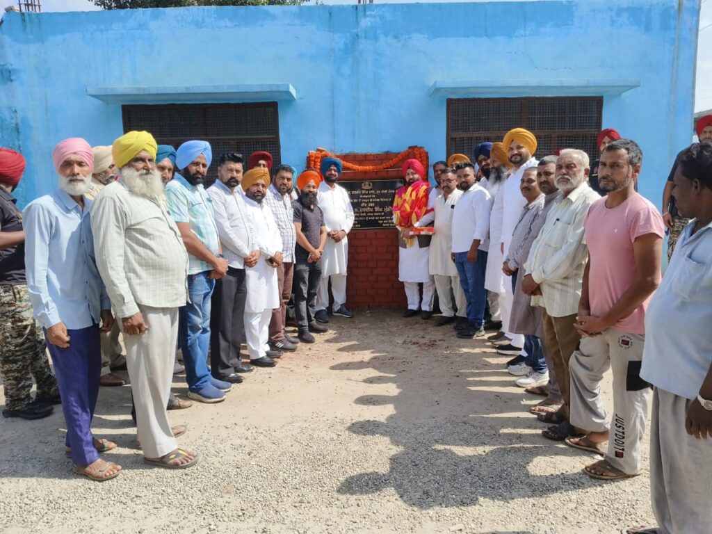 ਮਾਲ ਮੰਤਰੀ ਹਰਦੀਪ ਸਿੰਘ ਮੁੰਡੀਆਂ ਨੇ 494.03 ਲੱਖ ਰੁਪਏ ਦੇ ਕਈ ਸੜਕੀ ਬੁਨਿਆਦੀ ਢਾਂਚੇ ਦੇ ਪ੍ਰੋਜੈਕਟਾਂ ਦਾ ਕੀਤਾ ਉਦਘਾਟਨ