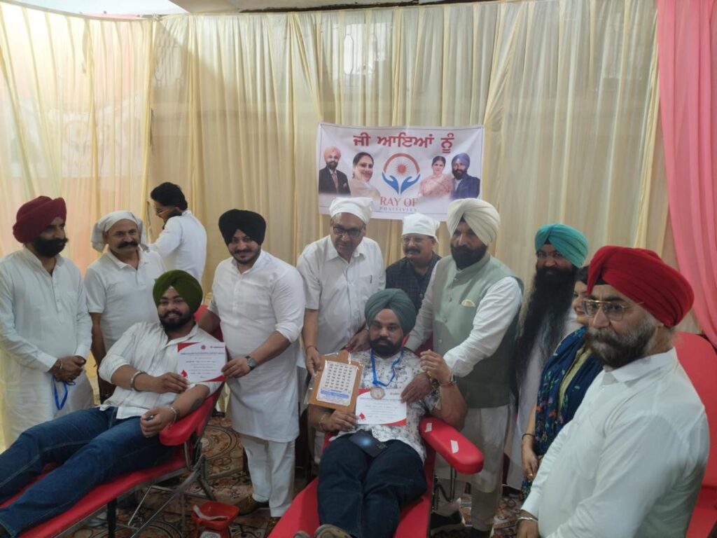 100 ਮਣ ਸੋਨਾ ਦਾਨ ਕਰਨ ਤੋਂ ਵੱਡਾ ਹੈ ਇਕ ਯੂਨਿਟ ਖੂਨਦਾਨ -ਵਿਧਾਇਕ ਸਿੱਧੂ