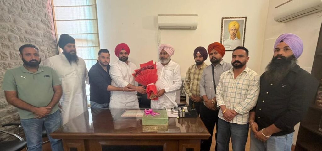 ਔਖੇ ਸਮੇਂ ਆਪਣੀਆਂ ਨਾਲ ਖੜ੍ਹਨ ਲਈ ਸਾਨੂੰ ਗੁਰੂ ਸਾਹਿਬਾਨਾਂ ਵਲੋਂ ਪ੍ਰੇਰਨਾ ਮਿਲੀ ਹੈ – ਐਡਵੋਕੇਟ ਚੀਮਾ ਵਿੱਤ ਮੰਤਰੀ ਪੰਜਾਬ
