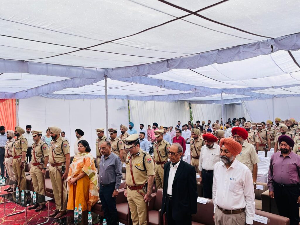 ਪੁਲਿਸ ਯਾਦਗਾਰੀ ਦਿਵਸ: ਸੀ.ਪੀ ਨੇ ਸ਼ਹੀਦਾਂ ਨੂੰ ਦਿਲੋਂ ਸ਼ਰਧਾਂਜਲੀ ਭੇਟ ਕੀਤੀ
