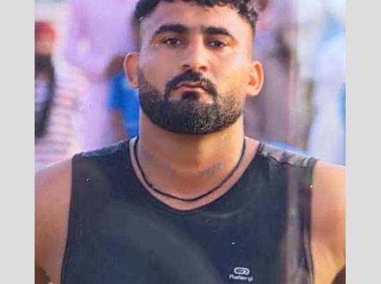 ਪੁਲਿਸ ਅਲਾ ਅਧਿਕਾਰੀਆਂ ਦੇ ਦਫਤਰਾਂ ਤੋਂ ਕੁਝ ਹੀ ਕਦਮਾਂ ਦੀ ਦੂਰੀ ਤੇ ਘਟੀ ਘਟਨਾ