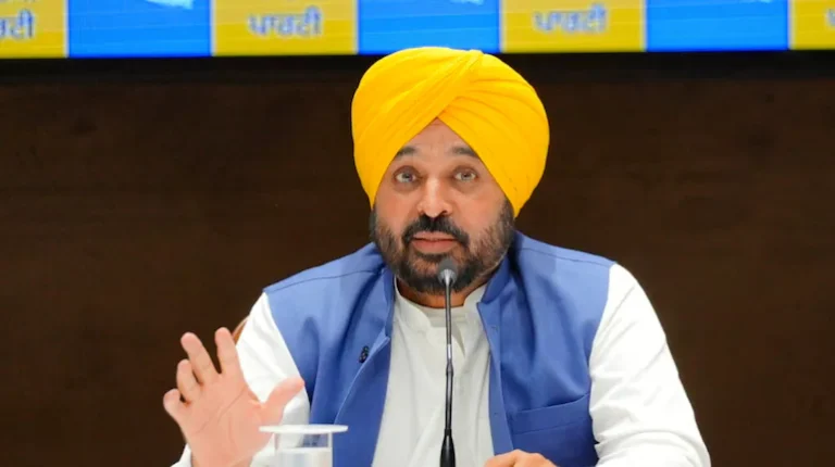 Bhagwant Mann ਦਾ ਪਰਾਲੀ ਦੇ ਮੁੱਦੇ ‘ਤੇ ਵੱਡਾ ਬਿਆਨ