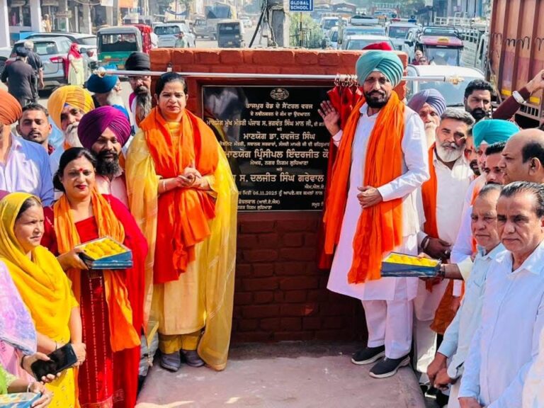 ਹਲਕਾ ਪੂਰਬੀ ਦੇ ਹਰੇਕ ਵਾਰਡ ਦੀ ਸੜਕ/ਗਲੀ ਨੂੰ ਦਿੱਤਾ ਜਾਵੇਗਾ ਮਾਡਲ ਰੂਪ – ਦਲਜੀਤ ਸਿੰਘ ਭੋਲਾ ਗਰੇਵਾਲ