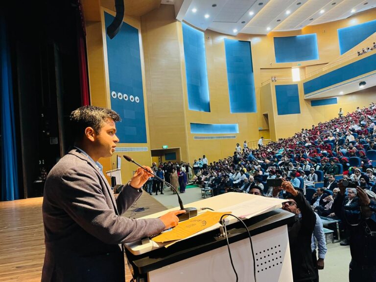 ਪ੍ਰਸ਼ਾਸਨ ਵੱਲੋਂ ਡੀ.ਐਮ.ਸੀ. ਹਸਪਤਾਲ ਦੇ ਸਹਿਯੋਗ ਨਾਲ ‘ਮਿਸ਼ਨ ਸਵਸਥ ਕਵਚ’ ਦੇ ਦੂਜੇ ਪੜਾਅ ਦਾ ਆਗਾਜ਼