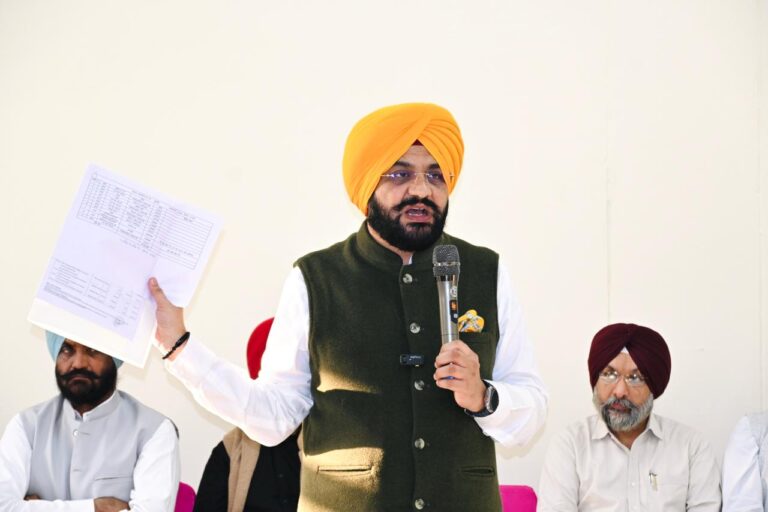 *ਕੈਬਨਿਟ ਮੰਤਰੀ ਸੌਂਦ ਨੇ ਵਿਦਿਆਰਥੀਆਂ ਨੂੰ ਵੱਡੇ ਸੁਪਨੇ ਦੇਖਣ, ਸਖ਼ਤ ਮਿਹਨਤ ਕਰਨ ਲਈ ਕੀਤਾ ਪ੍ਰੇਰਿਤ