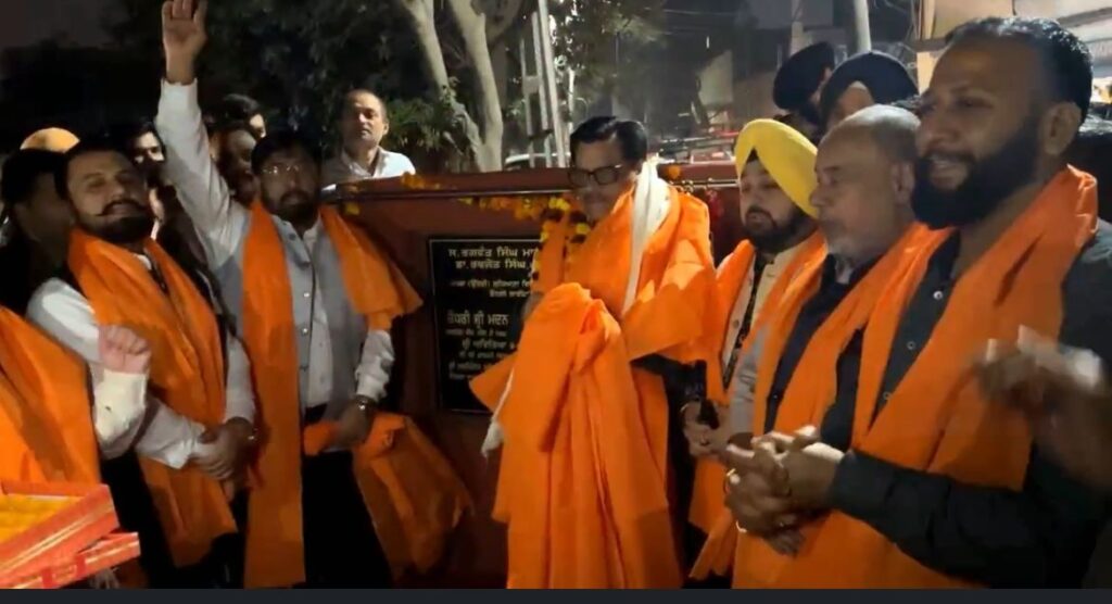 ਵਿਧਾਇਕ ਬੱਗਾ ਨੇ ‘ਬੁੱਢੇ ਦਰਿਆ’ ਦੇ ਨਾਲ ਲਗਾਈਆਂ ਗਈਆਂ ਫੈਂਸੀ ਸਟਰੀਟ ਲਾਈਟਾਂ ਦਾ ਕੀਤਾ ਉਦਘਾਟਨ