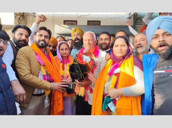 ਹਲਕੇ ਵਿਚ ਕਾਂਗਰਸ, ਅਕਾਲੀ ਦਲ ਪੁਨਰ ਸੁਰਜੀਤ ਅਤੇ ਕੋਈ ਹੋਰ ਧਿਰਾਂ ਕੱਠੀਆਂ ਹੋ ਕੇ ਆਪ ਖ਼ਿਲਾਫ਼ ਮੈਦਾਨ ਵਿੱਚ ਨਿੱਤਰੀਆਂ ਸਨ, ਪਰ ਲੋਕਾਂ ਨੇ ਉਹਨਾਂ ਨੂੰ ਮੂੰਹ ਨਹੀਂ ਲਾਇਆ