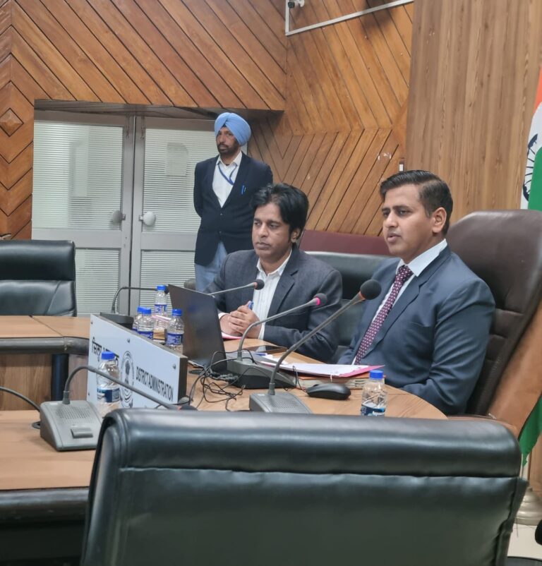 ਨਗਰ ਨਿਗਮ ਅਧਿਕਾਰੀਆਂ ਨੂੰ ਕਰਤਾਰਪੁਰ ਵਿਖੇ ਨਵੀਂ ਗਊਸ਼ਾਲਾ ਨੂੰ ਸਮੇਂ ਸਿਰ ਮੁਕੰਮਲ ਕਰਨ ਨੂੰ ਯਕੀਨੀ ਬਣਾਉਣ ਦੇ ਵੀ ਦਿੱਤੇ ਨਿਰਦੇਸ਼