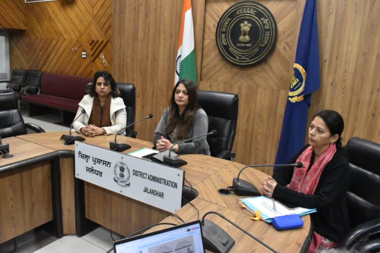 ਚੋਣ ਅਬਜ਼ਰਵਰ ਵੱਲੋਂ ਜਿ਼ਲ੍ਹਾ ਪ੍ਰੀਸ਼ਦ ਤੇ ਪੰਚਾਇਤ ਸੰਮਤੀ ਦੀਆਂ ਵੋਟਾਂ ਦੀ ਗਿਣਤੀ ਸਬੰਧੀ ਮਾਈਕਰੋ ਅਬਜ਼ਰਵਰਾਂ ਨੂੰ ਹਦਾਇਤਾਂ ਜਾਰੀ