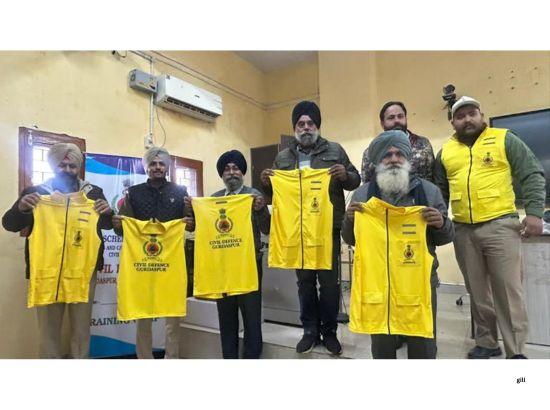 ਸਿਵਲ ਡਿਫੈਂਸ ਦੀ ਸਿਖਲਾਈ ਅਤੇ ਸਮਰੱਥਾ ਨਿਰਮਾਣ ਯੋਜਨਾ ਤਹਿਤ ਕੈਂਪ ਜਾਰੀ