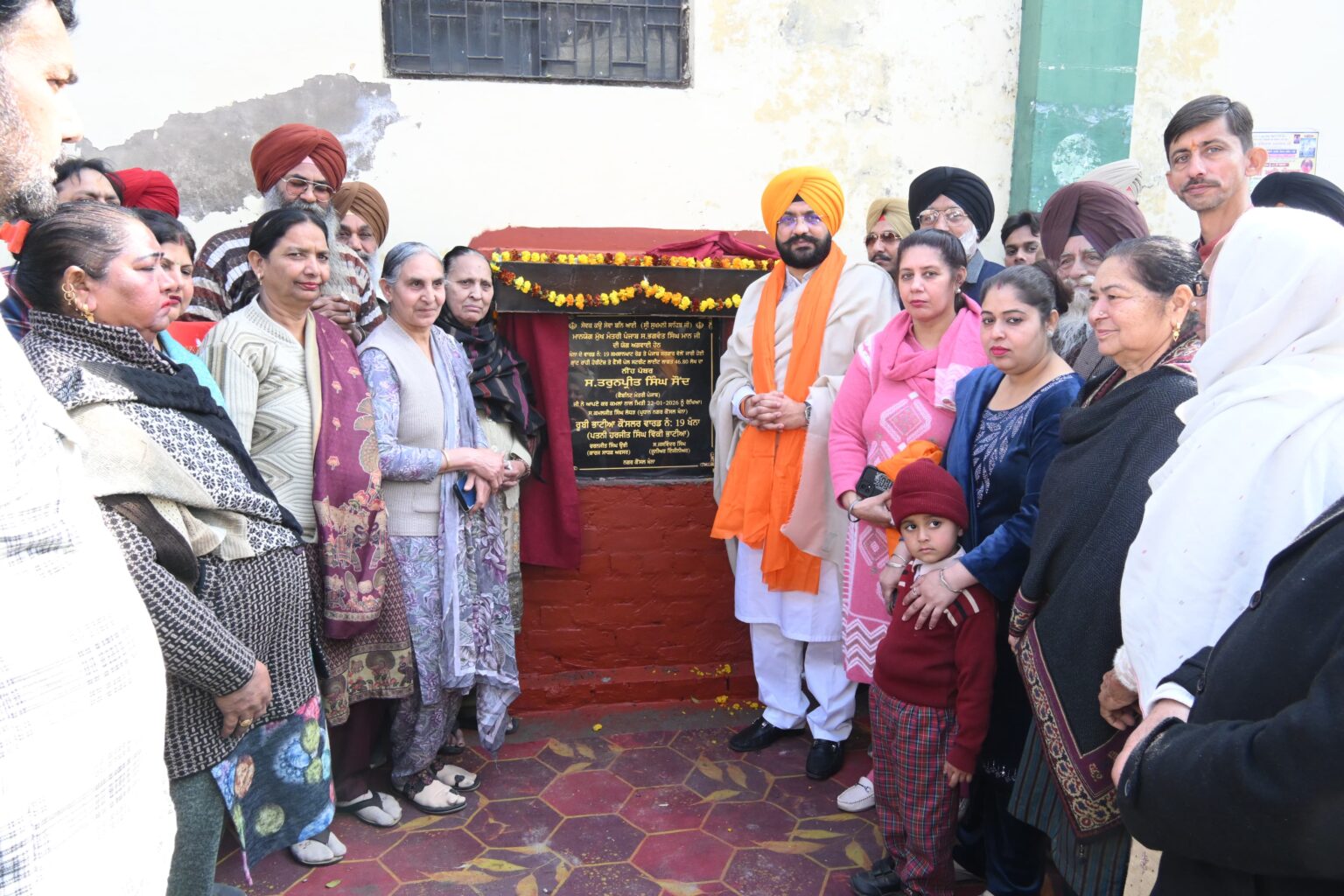 ਖੰਨਾ ਦੇ ਵਾਰਡ ਨੰਬਰ 19 ਵਿੱਚ 46.80 ਲੱਖ ਰੁਪਏ ਦੇ ਸਟਰੀਟ ਲਾਈਟ ਪ੍ਰੋਜੈਕਟ ਦਾ ਮੰਤਰੀ ਤਰੁਨਪ੍ਰੀਤ ਸਿੰਘ ਸੌਂਦ ਵੱਲੋਂ ਉਦਘਾਟਨ