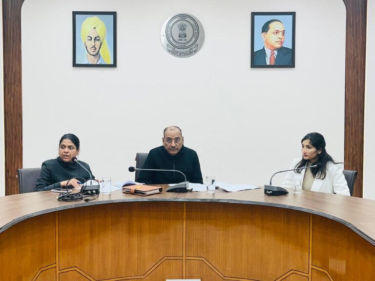 ਪ੍ਰਸ਼ਾਸਨ ਗਣਤੰਤਰ ਦਿਵਸ ਨੂੰ ਦੇਸ਼ ਭਗਤੀ ਦੇ ਜੋਸ਼ ਨਾਲ ਮਨਾਏਗਾ : ਏ.ਡੀ.ਸੀ ਰਾਕੇਸ਼ ਕੁਮਾਰ