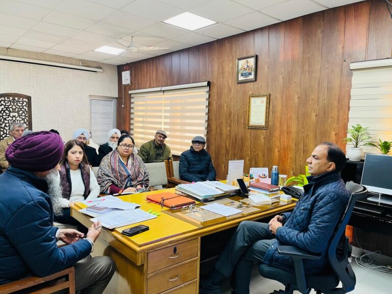 ਏ.ਡੀ.ਸੀ ਅਮਰਜੀਤ ਬੈਂਸ ਨੇ ਲੁਧਿਆਣਾ ਵਿੱਚ ‘ਸਾਡੇ ਬੁਜ਼ਰਗ ਸਾਡਾ ਮਾਣ’ ਮੁਹਿੰਮ 2026 ਸ਼ੁਰੂ ਕਰਨ ਸਬੰਧੀ ਅਧਿਕਾਰੀਆਂ ਨਾਲ ਕੀਤੀ ਮੀਟਿੰਗ