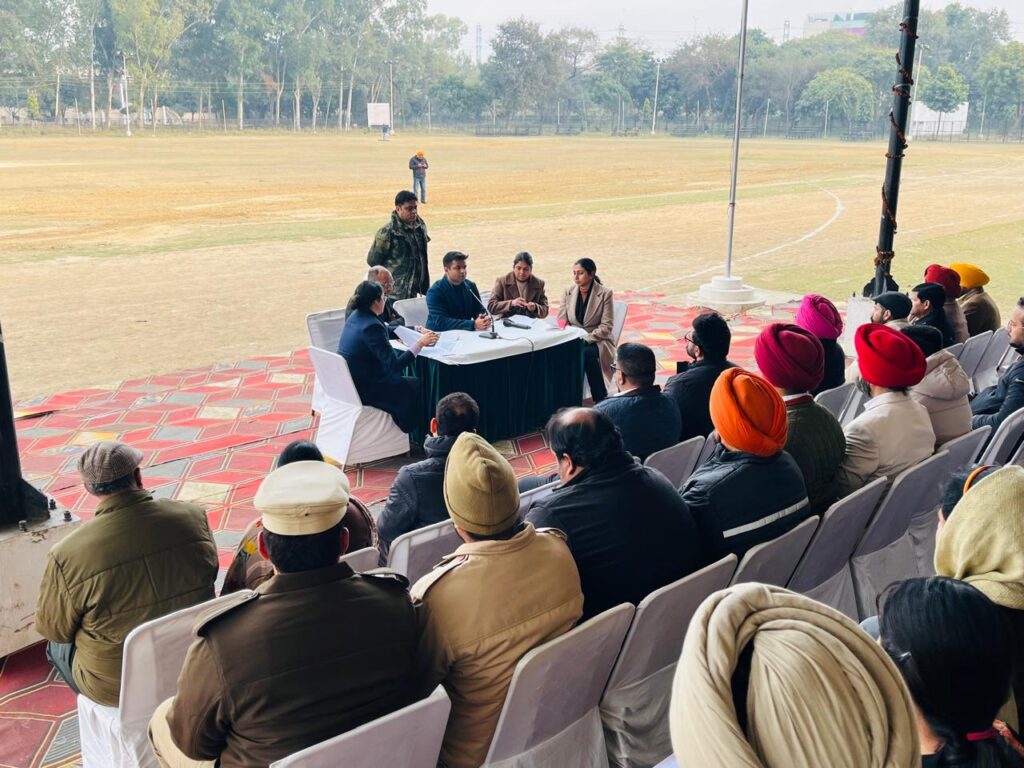 ਡਿਪਟੀ ਕਮਿਸ਼ਨਰ ਹਿਮਾਂਸ਼ੂ ਜੈਨ ਵੱਲੋਂ ਗਣਤੰਤਰ ਦਿਵਸ ਸਮਾਰੋਹ ਦੀਆਂ ਤਿਆਰੀਆਂ ਬਾਰੇ ਸਮੀਖਿਆ ਮੀਟਿੰਗ