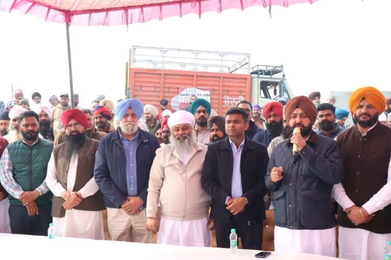 ਕੈਬਨਿਟ ਮੰਤਰੀ ਹਰਦੀਪ ਸਿੰਘ ਮੁੰਡੀਆਂ ਨੇ ਸਸਰਾਲੀ ਕਲੋਨੀ ‘ਚ ਧੁੱਸੀ ਬੰਨ੍ਹ ਦੇ ਨਿਰਮਾਣ ਕਾਰਜ਼ਾਂ ਦਾ ਕੀਤਾ ਉਦਘਾਟਨ