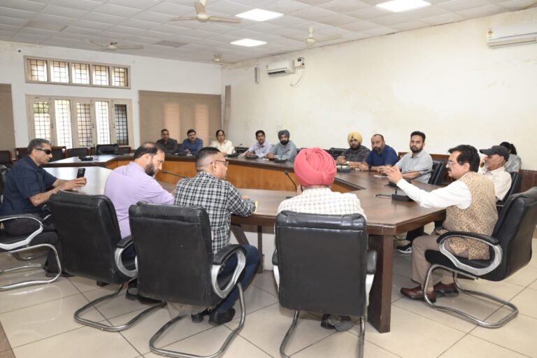 ਚੇਅਰਮੈਨ ਪੰਜਾਬ ਰਾਜ ਖੁਰਾਕ ਕਮਿਸ਼ਨ ਨੇ ਸਕੂਲਾਂ ’ਚ ਫਲਦਾਰ, ਹਰਬਲ ਤੇ ਸਬਜ਼ੀਆਂ ਦੇ ਗਾਰਡਨ ਬਣਾਉਣ ’ਤੇ ਦਿੱਤਾ ਜ਼ੋਰ